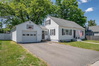 7 Saint Lazare St, Nashua, NH 03060