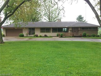 39353 State Rd 14, Washingtonville, OH 44490