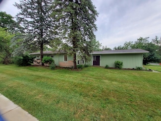 2828 Packard St, Ann Arbor, MI 48108