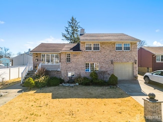 39 Webb Dr, Fords, NJ 08863