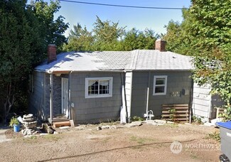 120 Tracy Ave N, Port Orchard, WA 98366