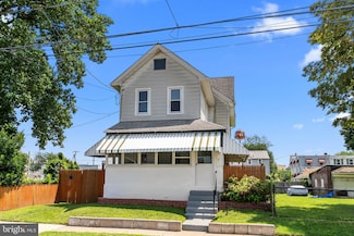 237 Bartram Ave, Essington, PA 19029