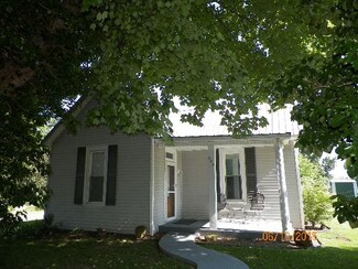 608 W Ohio St, Holland, IN 47541