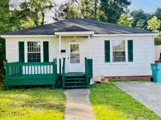 1339 Cherokee Dr, Opelousas, LA 70570