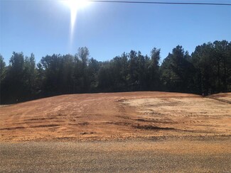 184 Shadow Wood Ln, Wetumpka, AL 36092