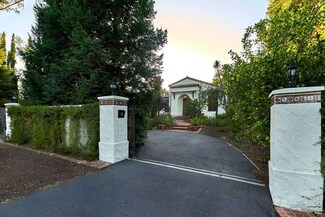 2026 Sand Hill Rd, Menlo Park, CA 94025