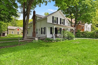 255 Mad Tom Rd, East Dorset, VT 05253