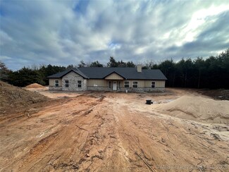 2403 S Mckenzie Dr, Agra, OK 74824