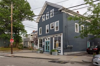 186 Carpenter St Unit 2, Providence, RI 02903