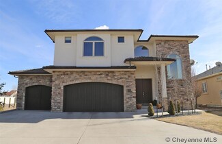 701 Ptarmigan Ln, Cheyenne, WY 82009