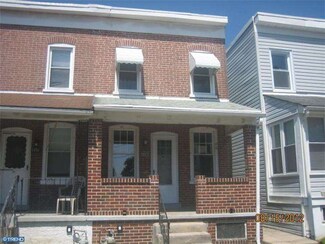 1408 E 12th St, Crum Lynne, PA 19022