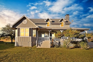 528 Mill Creek Ct, Azle, TX 76020