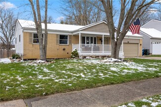 26948 Adele Ln, Olmsted Falls, OH 44138