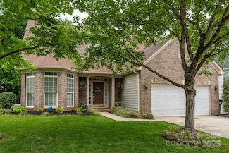 5656 Cambridge Bay Dr, Charlotte, NC 28269