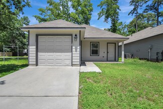 24617 Pools Creek Way, Huntsville, TX 77320