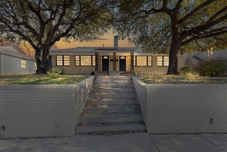2729 Forest Park Blvd, Fort Worth, TX 76110