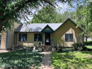 10149 SE 25th Ave, Pratt, KS 67124
