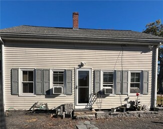 26 Battey Ave, Coventry, RI 02816