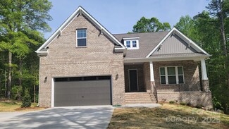 412 Riddle Mill Rd, Clover, SC 29710