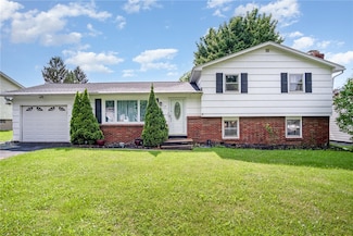 17 Charlene Dr, Rochester, NY 14606