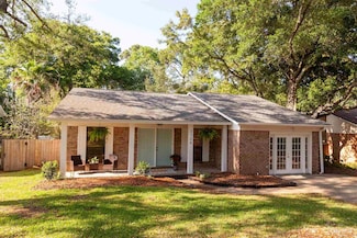 2726 Sanibel Place, Gulf Breeze, FL 32563