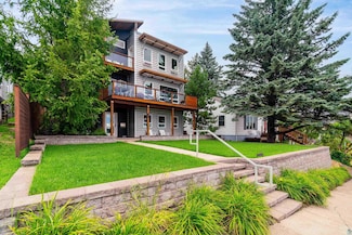 227 E 7th St, Duluth, MN 55805