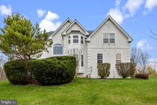 4 Culture Ct, Lambertville, NJ 08530