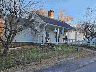 9 Chamberlin St, Greenville, NH 03048