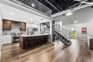 1605 Jefferson St, Kansas City, MO 64108