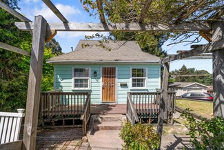 924 Smith Ave, Pinole, CA 94564