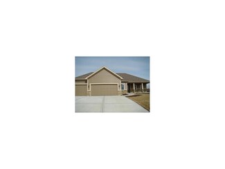 1212 NW 94th St, Kansas City, MO 64155
