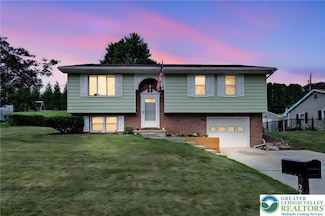 263 Forest Rd, Pottsville, PA 17901