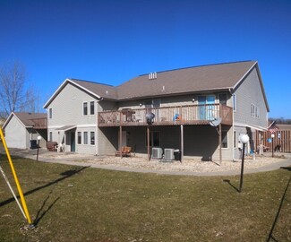 202 W North St, Poynette, WI 53955