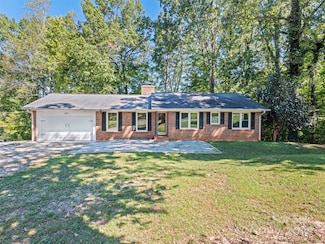 263 Blanton St, Columbus, NC 28722