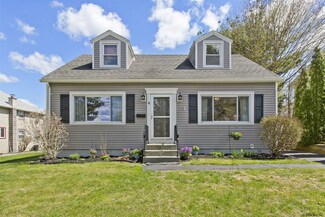 4 Grapevine Place, Latham, NY 12110