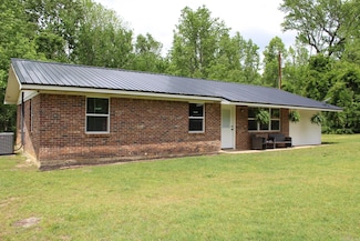 895 Faulkner Rd, Newhope, AR 71959
