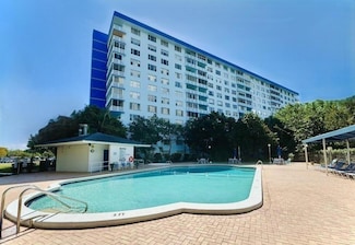 4001 Hillcrest Dr Unit 509, Hollywood, FL 33021