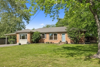 5202 Byrne Dr, Nashville, TN 37211