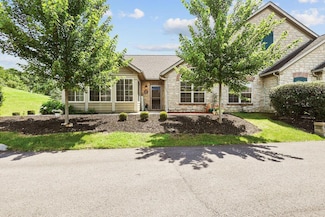 106 Stonegate Dr Unit 106, Pataskala, OH 43062