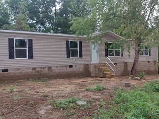 48 L Stringer Rd, Somerset, KY 42503