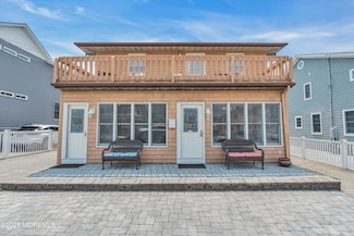 8 President Ave Unit 1, Lavallette, NJ 08735