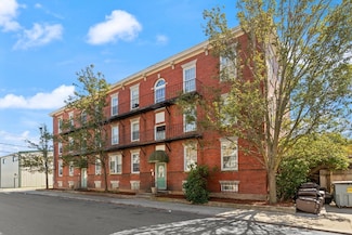 10 Lynch St, Salem, MA 01970