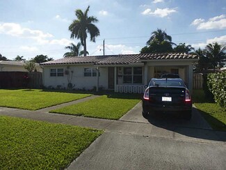 714 N 32nd Ct, Hollywood, FL 33021
