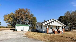 1510 E Roseland Blvd, Scammon, KS 66773