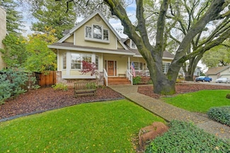 8625 Amber Oaks Ct, Fair Oaks, CA 95628