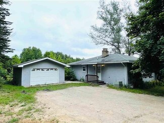 1114 Water St, East Jordan, MI 49727