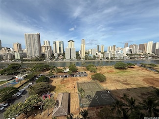 500 University Ave Unit 1611, Honolulu, HI 96826
