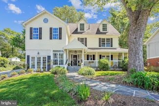 2705 N Venable St, Arlington, VA 22213