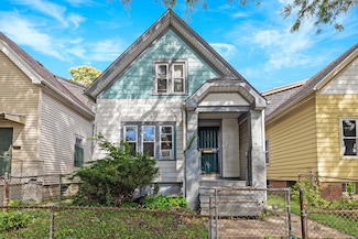 2350 N 18th St, Milwaukee, WI 53206