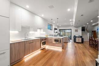 31 Mercer St Unit 1, Boston, MA 02127